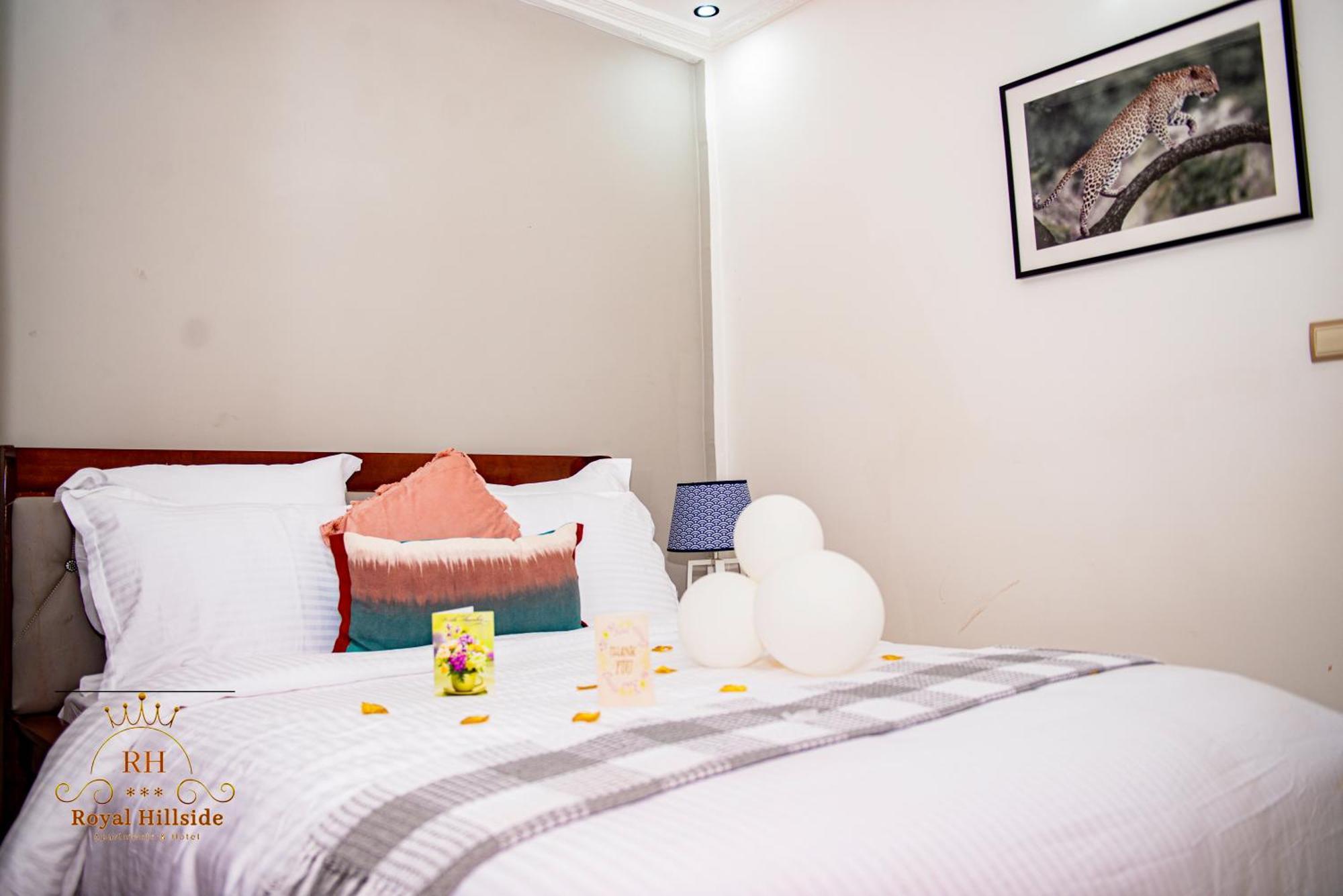 Royal Hillside Apartments And Hotels Yaoundé Exterior foto