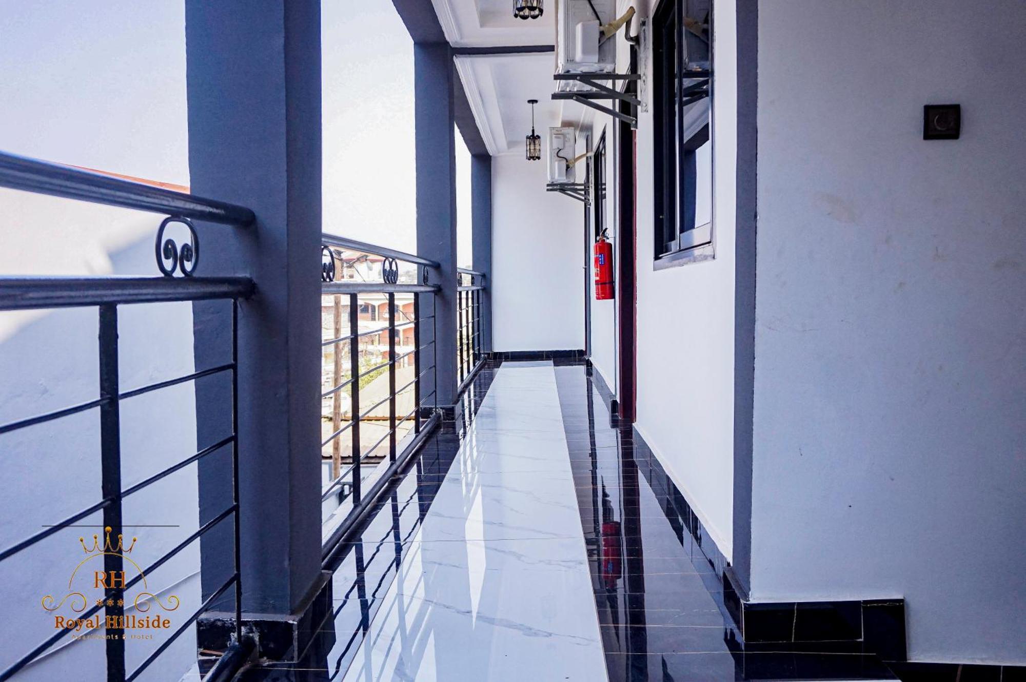 Royal Hillside Apartments And Hotels Yaoundé Exterior foto