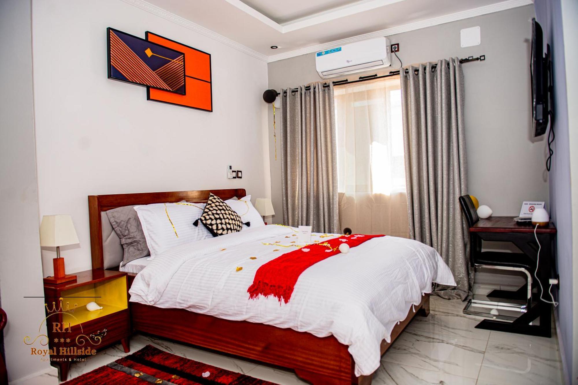 Royal Hillside Apartments And Hotels Yaoundé Exterior foto