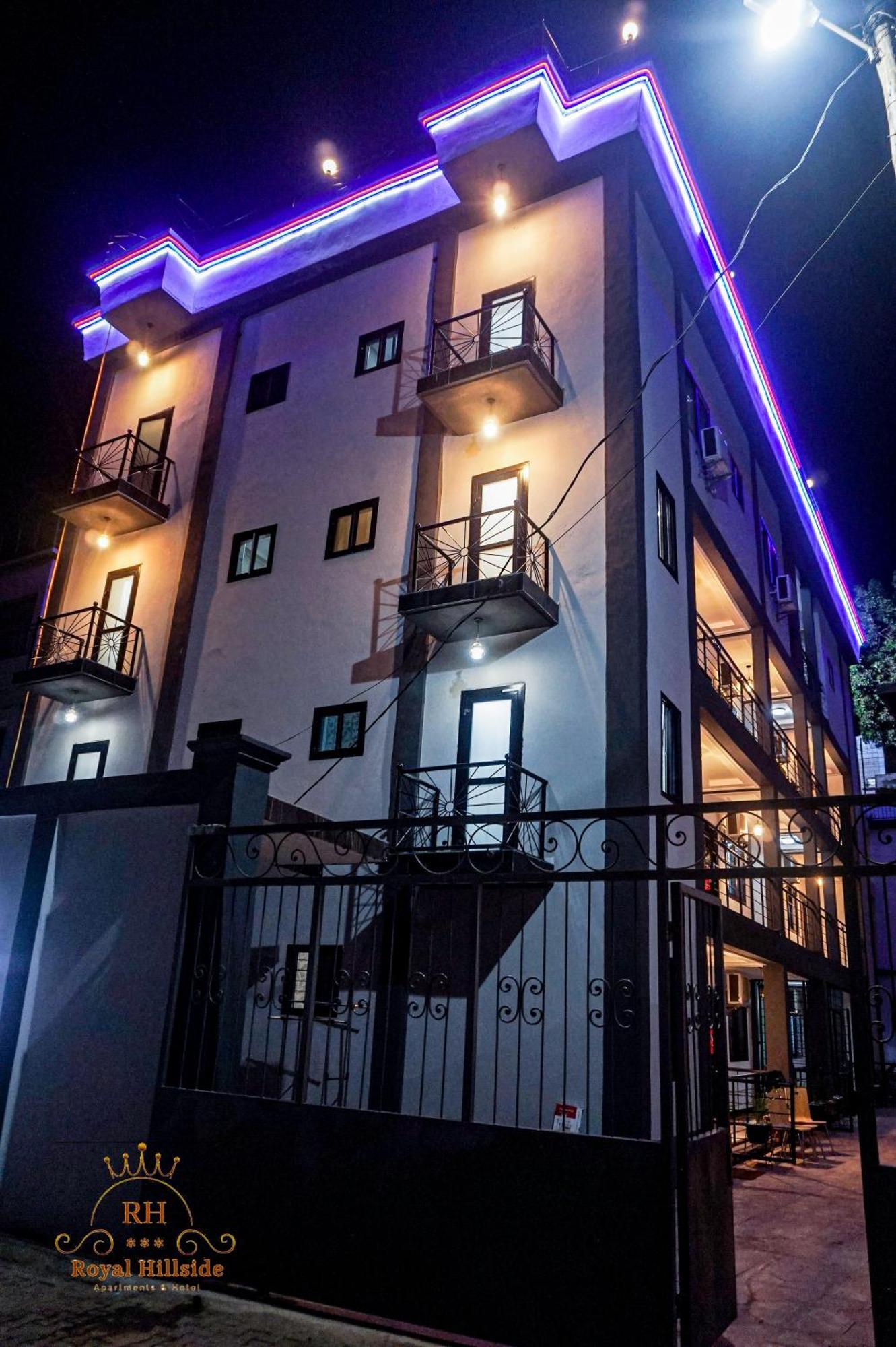 Royal Hillside Apartments And Hotels Yaoundé Exterior foto